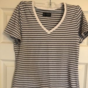 Saks Fifth Avenue V Neck Tee